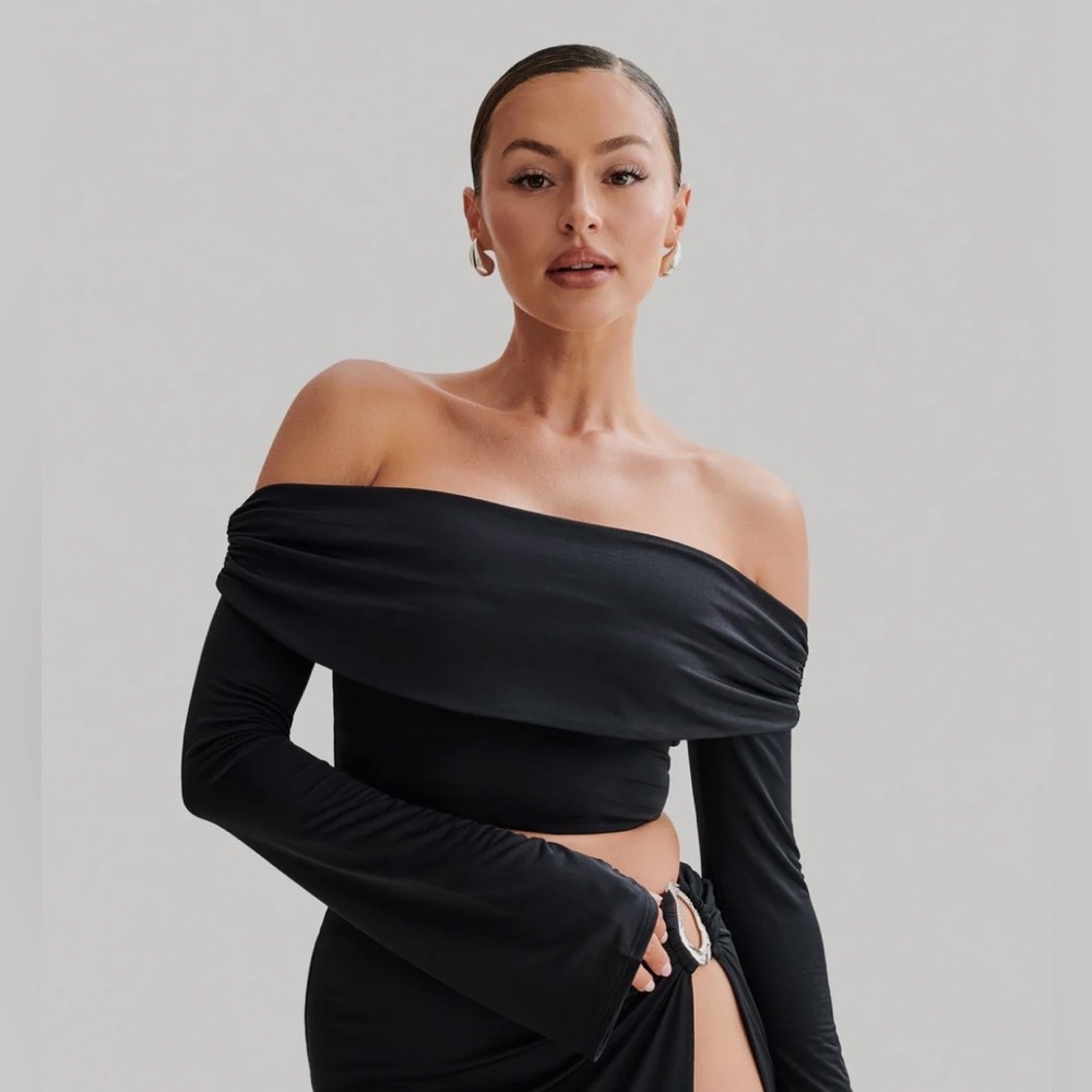 Meshki Camryn Slinky Off Shoulder Crop Top - Black